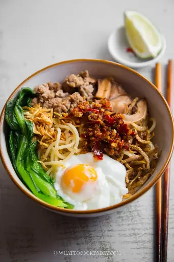 [8] CHILI PAN MEE