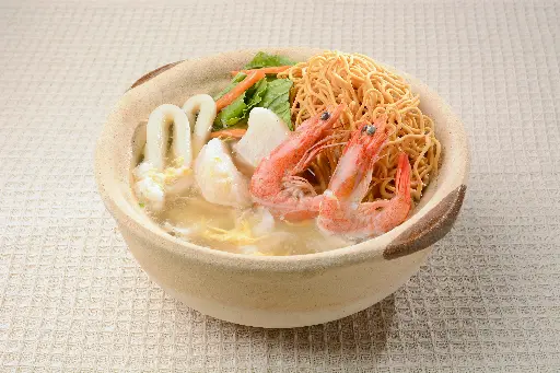 Yee Mee Seafood Soup