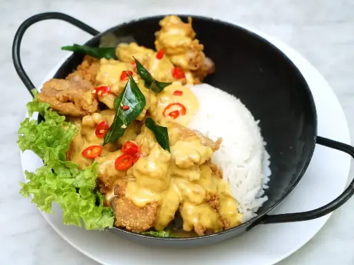 [36] SALTEDEGG CHICKEN RICE